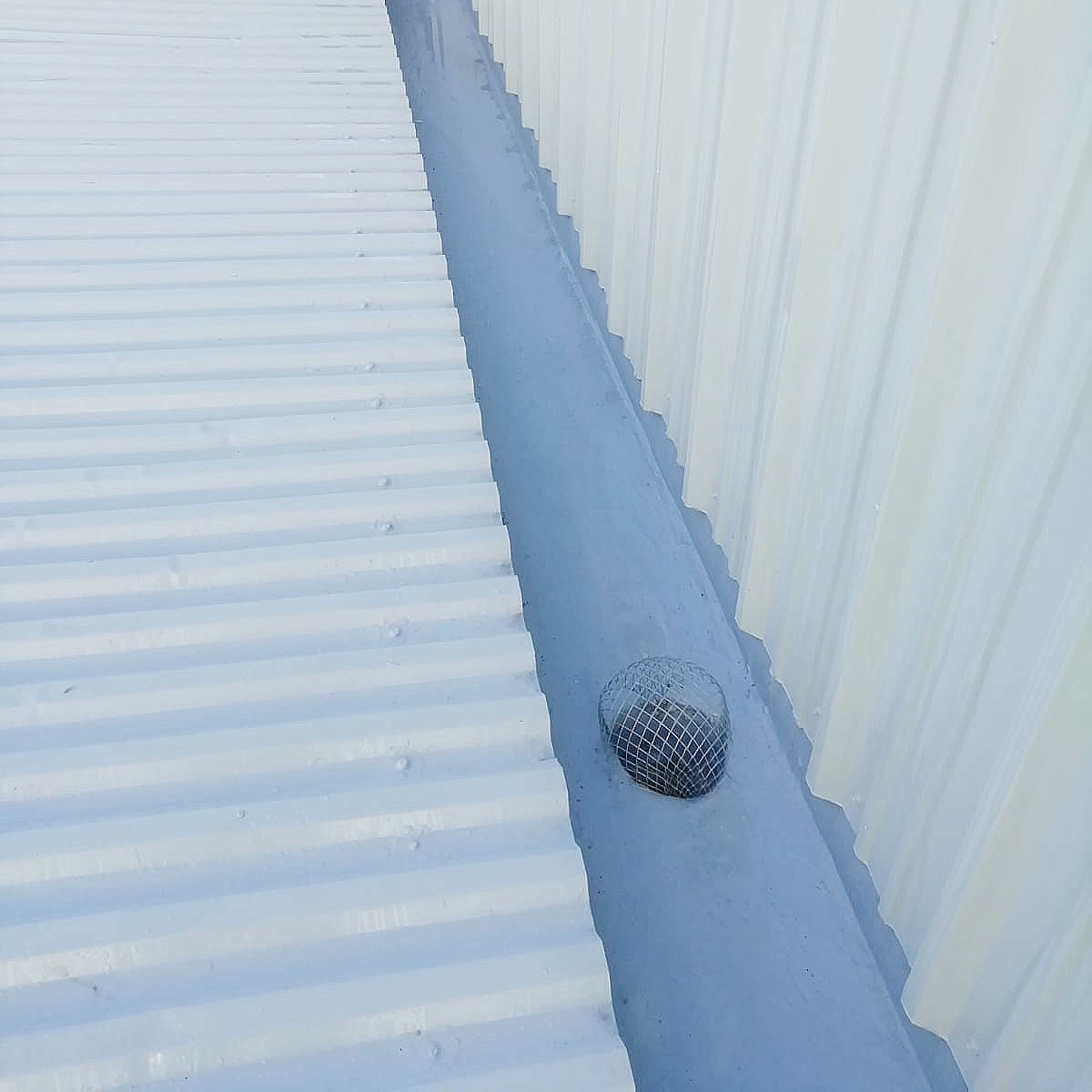 metal gutter lining coating finished