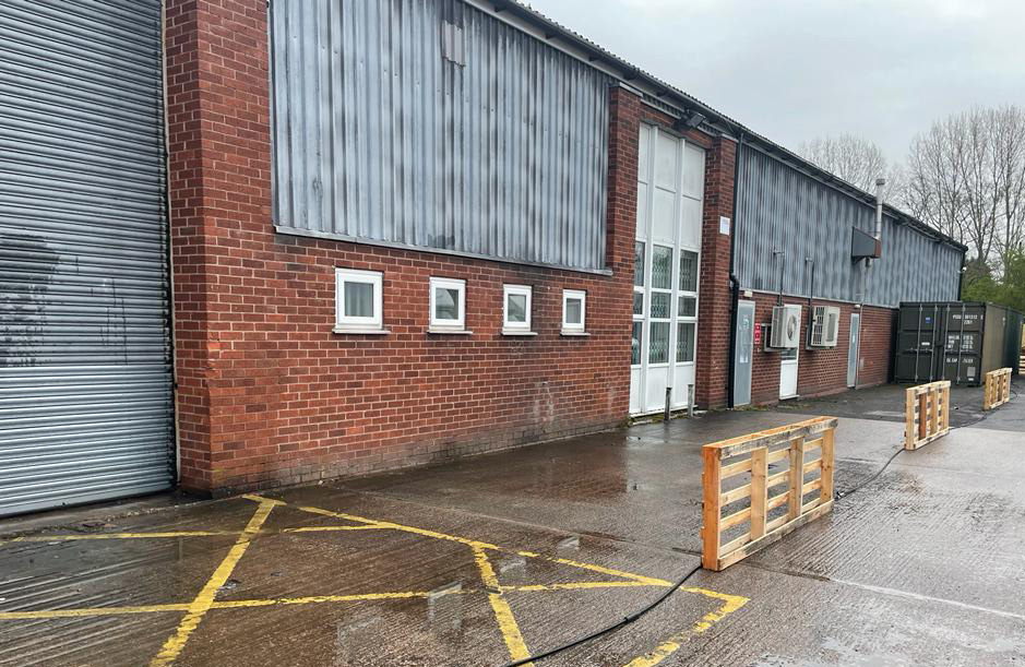 Cladded steel industrial unit gym ready for coating